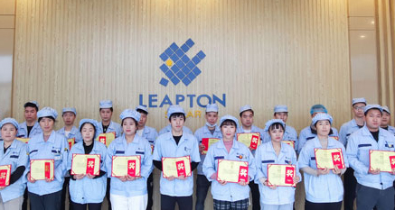 Prêmios Leapton Energy para funcionários de destaque em 2021
