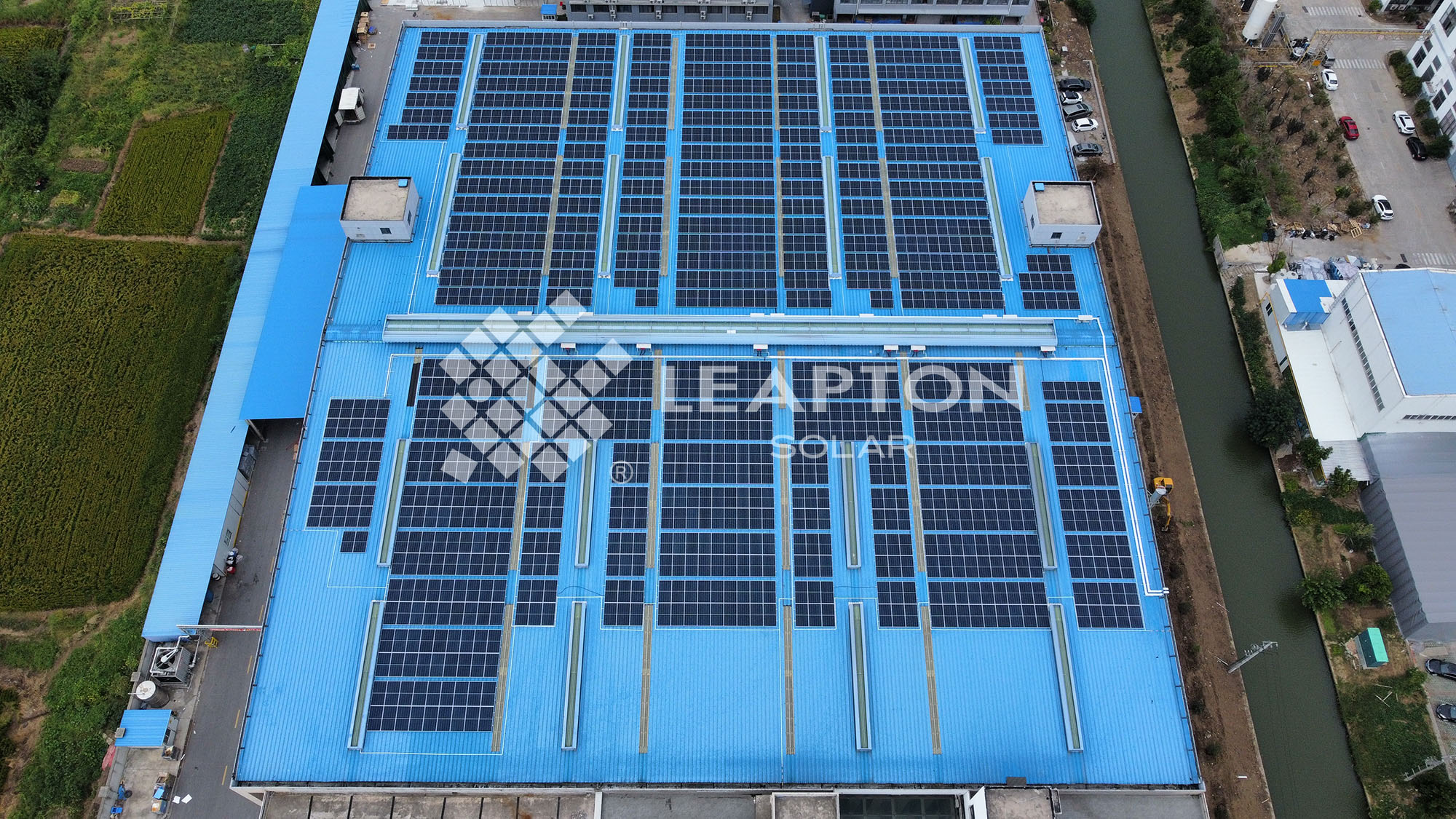 Um novo sistema solar distribuído da Leapton Energy na China foi concluído